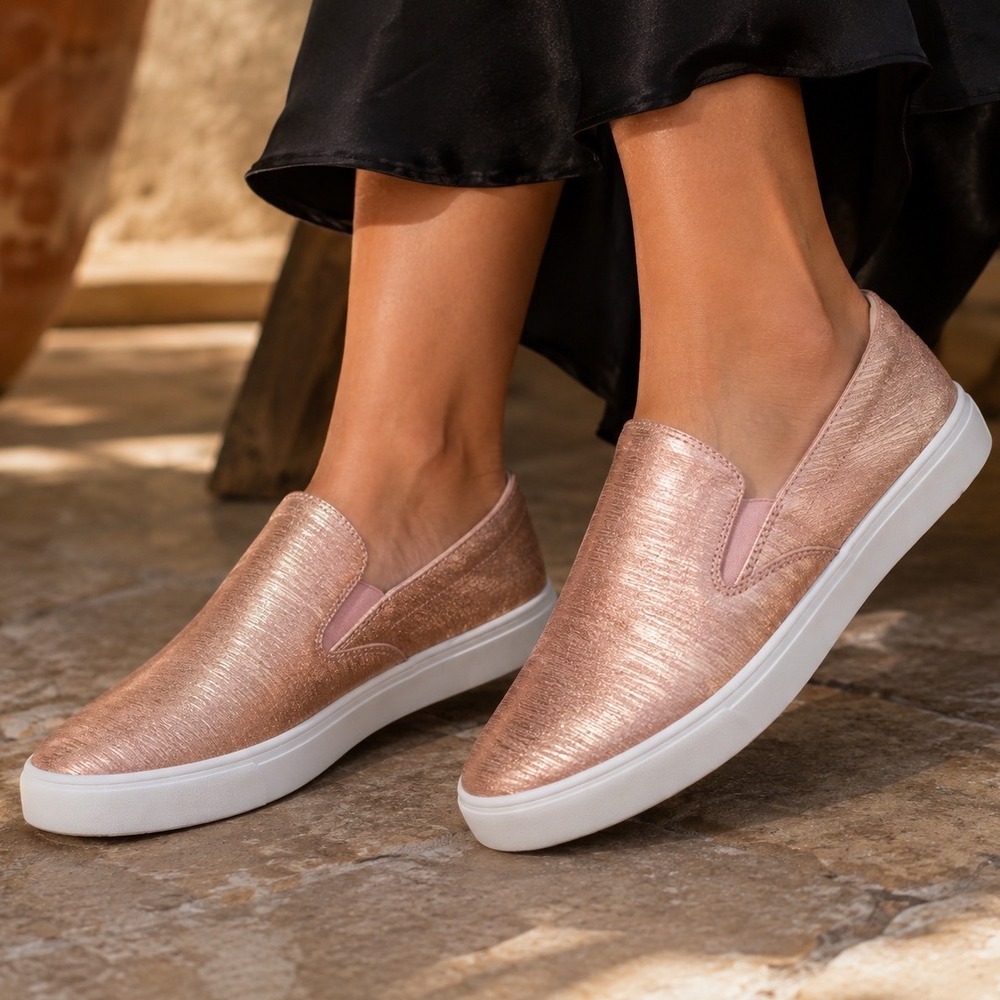 Mark Nason Los Angeles Rose Gold Metallic Leather Slip On Sneakers Womens 5.5